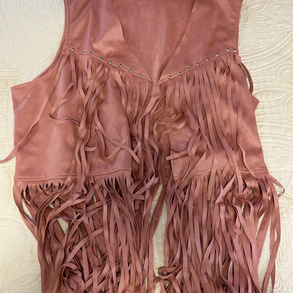 ✂️Women's Fringe Vest in Pink ✂️ - Picture 5 of 11